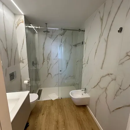 New Douro 406 With Parking *